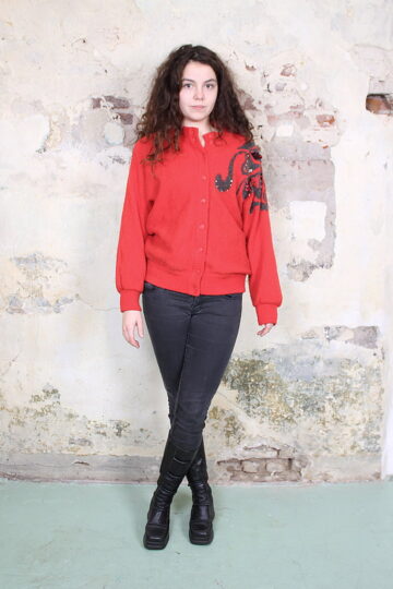 Rood gebreid eighties vintage vest met grijs patroon en pailletten