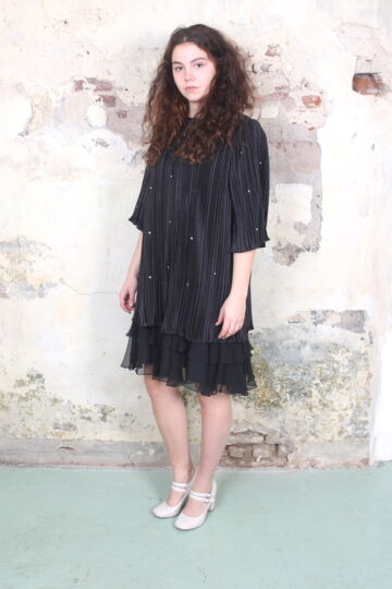 Zwarte vintage eighties jurk met parels