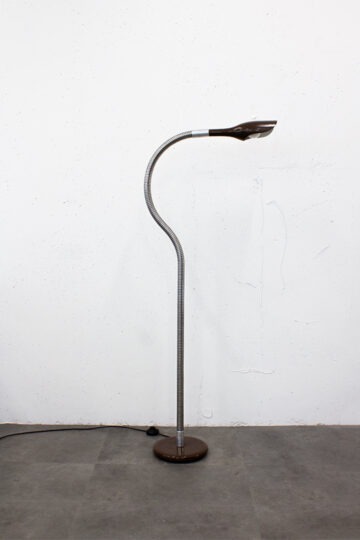 70s staande lamp met buigbare arm en bruine spot