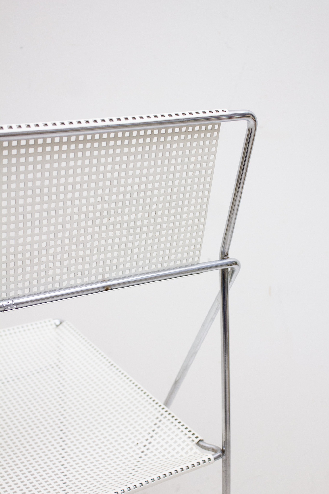 80’s stoel ‘Nuova X-Line Omli’ Niels Jørgen Haugesen x Hybodan