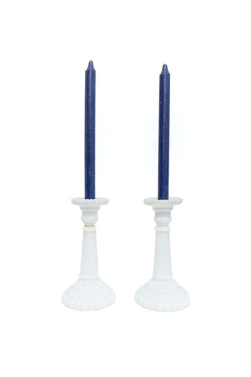 Art Deco kandelaars van wit opaalglas Vallerysthal Frankrijk