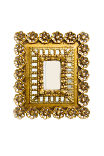 Bijzondere goudkleurige vintage spiegel met bloemen