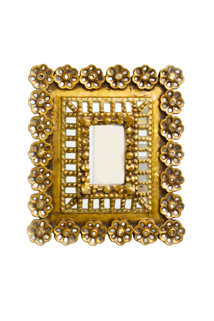 Bijzondere goudkleurige vintage spiegel met bloemen