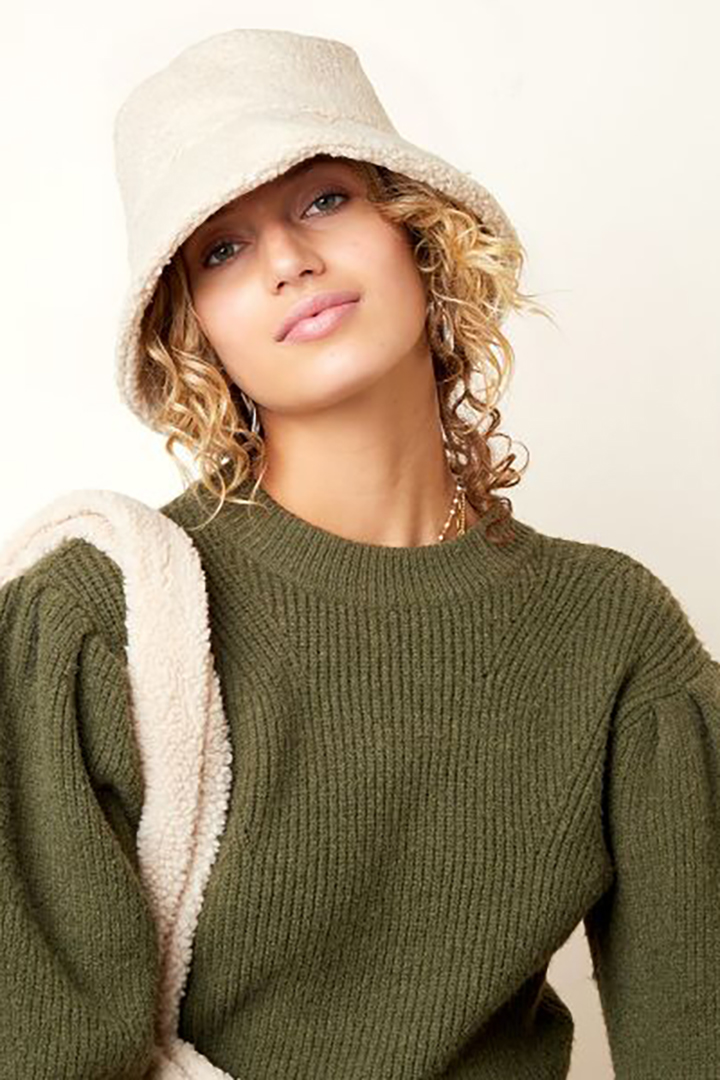 Bucket hat van zachte teddy stof