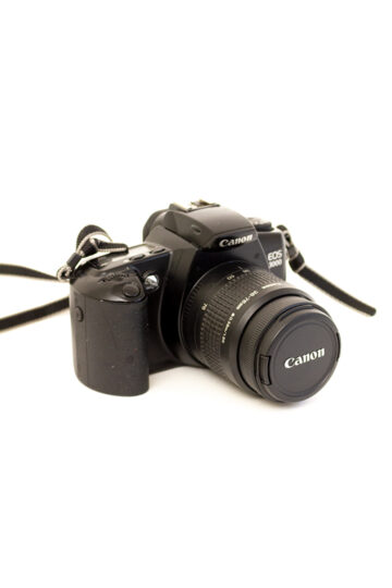 Canon EOS 3000 analoge camera + 38-76mm
