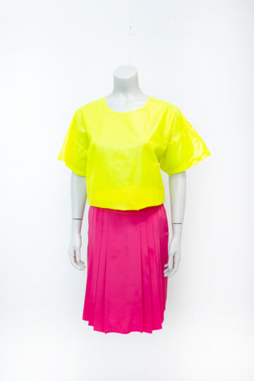 Elisabeth de Senneville top neon geel kunststof jaren 80