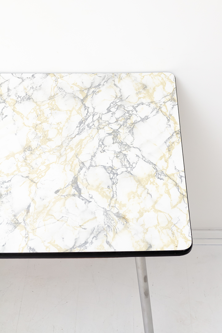 Formica eettafel met marmerprint vintage jaren 60