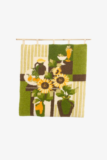 Getuft 70s vintage wandkleed groen Junghans Wolle zonnebloemen