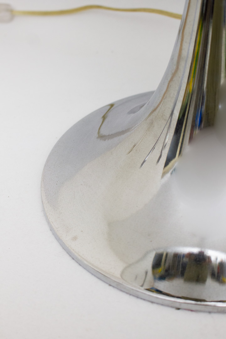 Chromen tafellamp met glazen globe kelk 2000s - Glashütte / Tom Dixon stijl