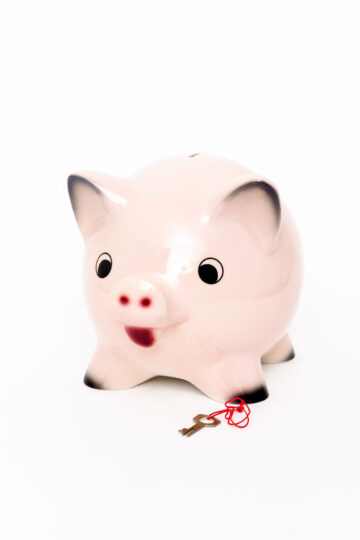 Grote vintage spaarpot varken met sleutel Goebel West Germany jaren 60