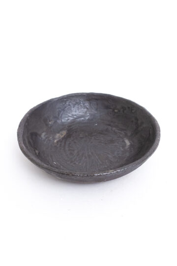 Handgemaakte schaaltje zwart keramiek Franck Coutant