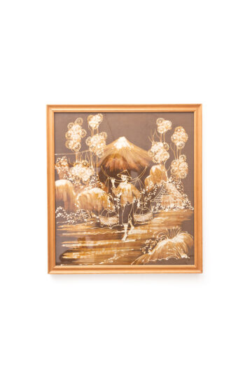 Ingelijst Indonesisch doek met rijstdrager vintage