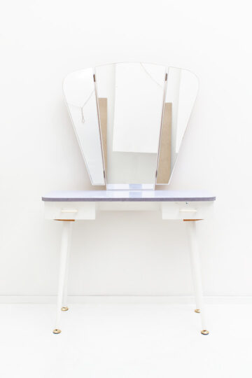 Jaren 60 kaptafel voor kinderen met drieluik-spiegel en laatjes