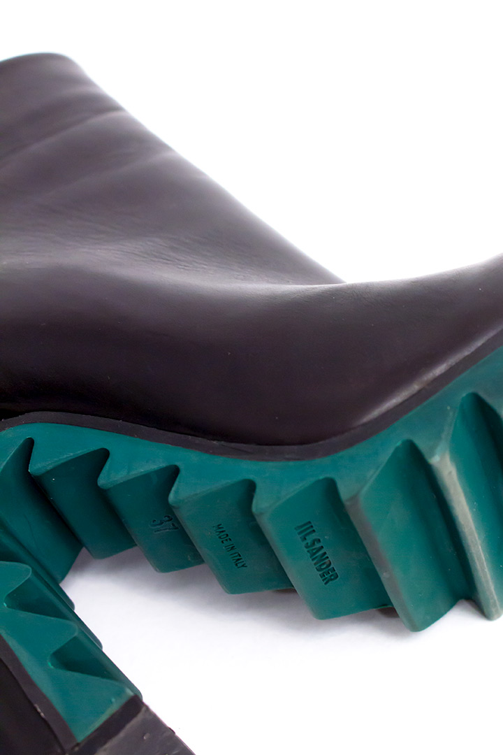 Jil Sander leren enkellaarzen met groene ‘sawtooth’ zool