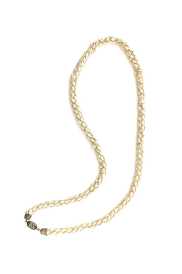 Lange vintage ketting met witte parels en kralen