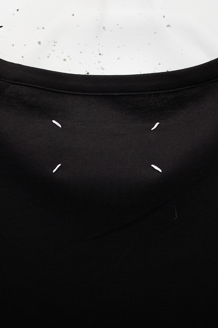 Margiela white label SS10 mouwloze jurk met 3D gepoft detail