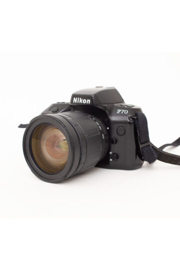 Nikon F70 + Tamron 28-200