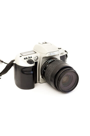 Nikon analoge camera F60 + Nikkor 35-80mm