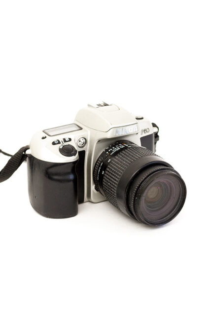 Nikon analoge camera F60 + Nikkor 35-80mm