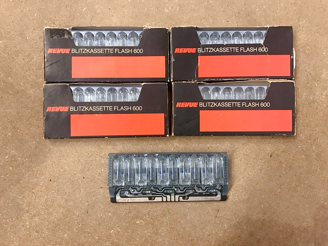 Polaroid Flashbar 600 Revue