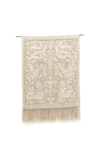 Rechthoekig wollen wandkleed grijs met vogels en franjes