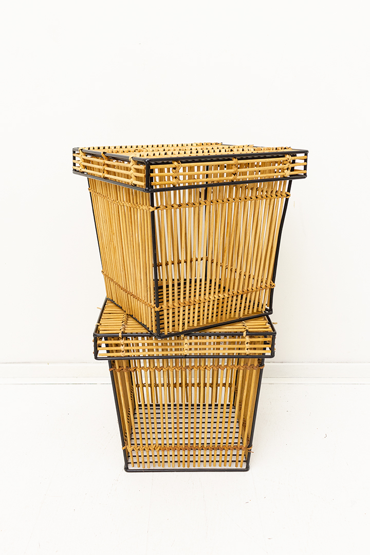 Rohé vintage mand van rotan en metaal met deksel