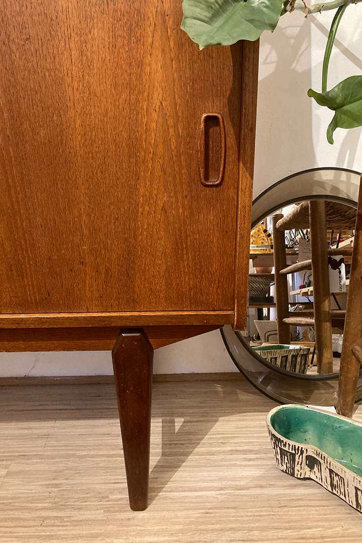 Teakhouten secretaire kast Majhongg vintage