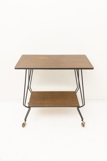 Vintage Franse trolley met architectonische draadstalen poten en hout-look tafelbladen