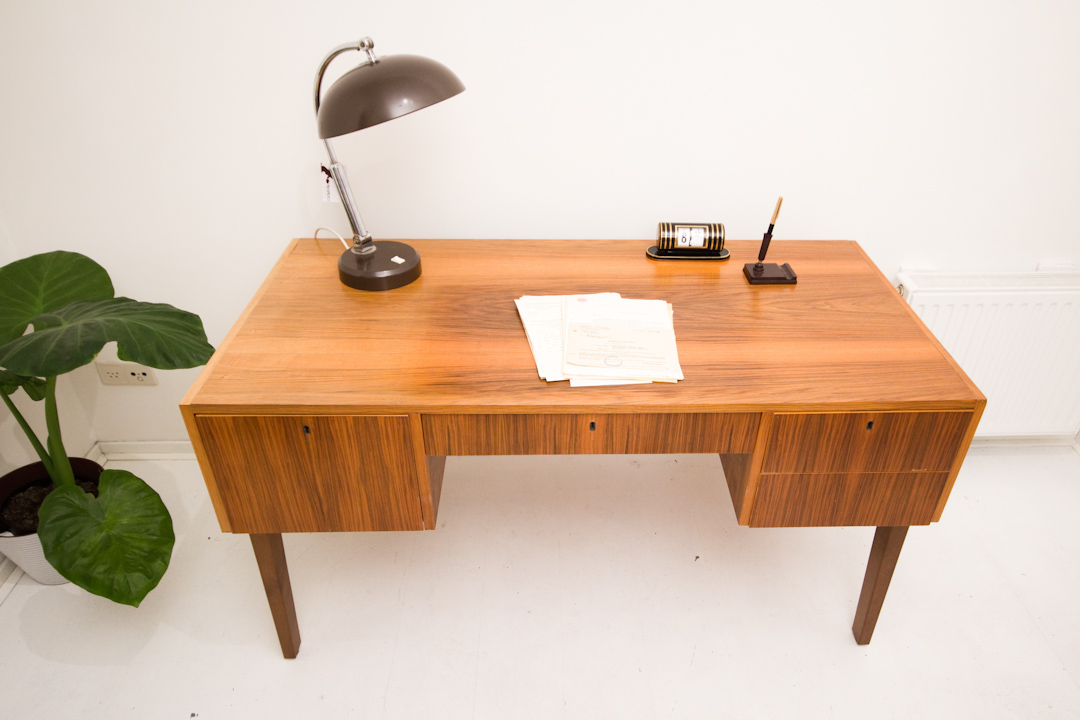 Vintage Grigat jaren 60 bureau met boekenplank