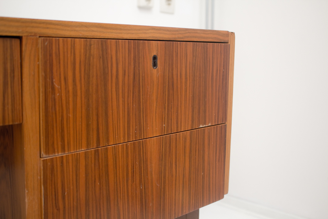 Vintage Grigat jaren 60 bureau met boekenplank