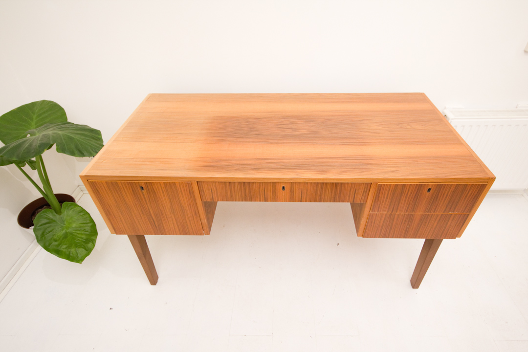 Vintage Grigat jaren 60 bureau met boekenplank