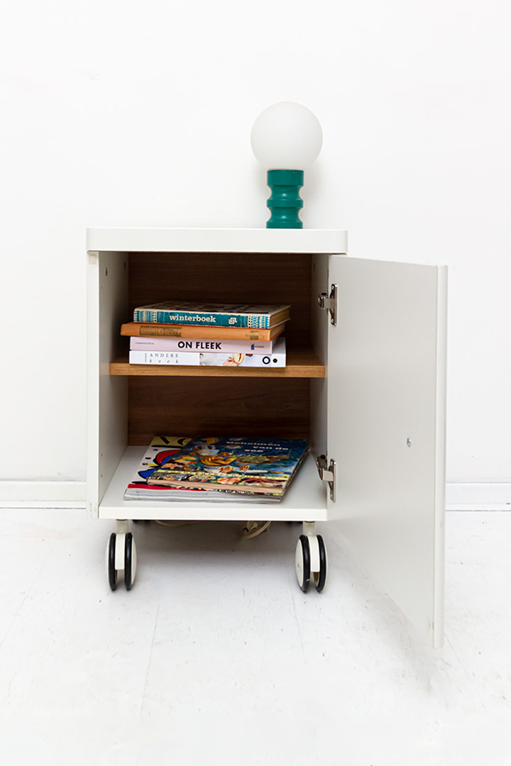 Vintage Ikea Vinstra wit kunstoffen kastje op wielen