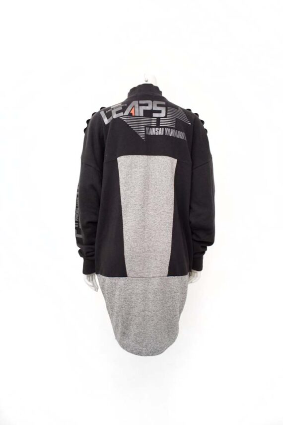 Zwart/grijze lange vintage Kansai Yamamoto O2 "Leaps and Bounds" sweater uit de jaren 80
