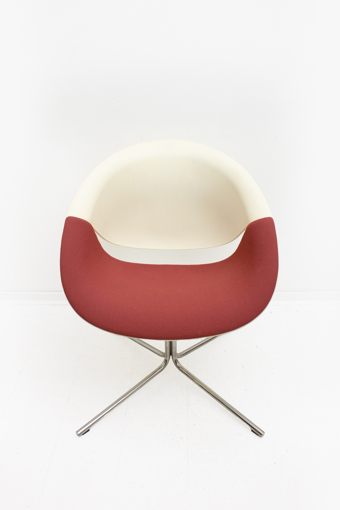 Vintage crème So Happy fauteuil Marco Maran met rode bekleding