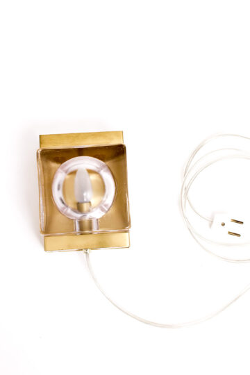 Vintage Vitrika maritieme wandlamp van messing en glas