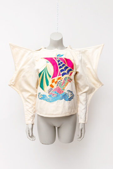 Vintage Yamamoto top van katoen en zijde met sculpted schouders en geborduurde drakenboot