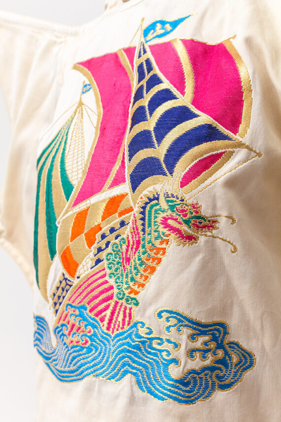 Vintage Yamamoto top van katoen en zijde met sculpted schouders en geborduurde drakenboot