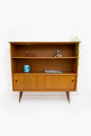 Vintage highboard op smalle pootjes