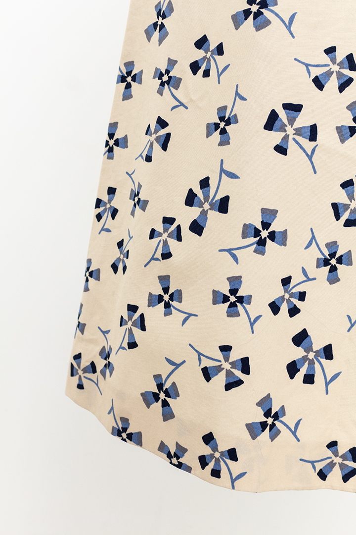 Vintage crèmekleurige midirok met grafische blauwe bloemenprint Marni