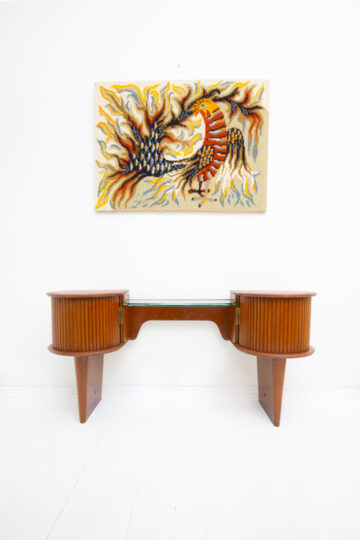 Vintage houten kaptafel met tambour deurtjes en drieluikspiegel