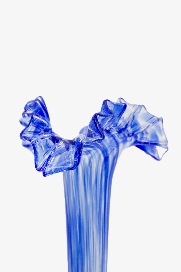 Vintage glazen korenblauw gevlekte vaas