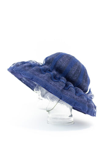 Vintage hoed van donkerblauw organza