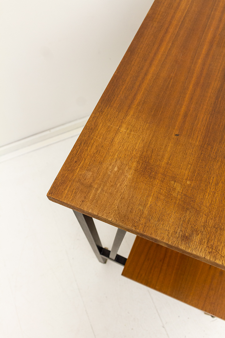 Vintage houten barcart/serveerwagen met zwart buizenframe