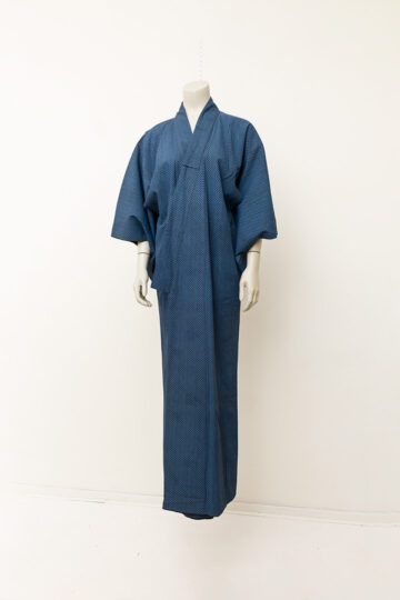 Vintage kimono met zwart/blauw gebloemd patroon