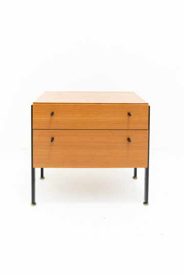 Vintage nachtkastje houtfineer met zwarte handgreepjes