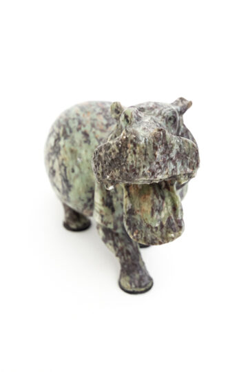 Vintage natuurstenen beeld van een nijlpaard