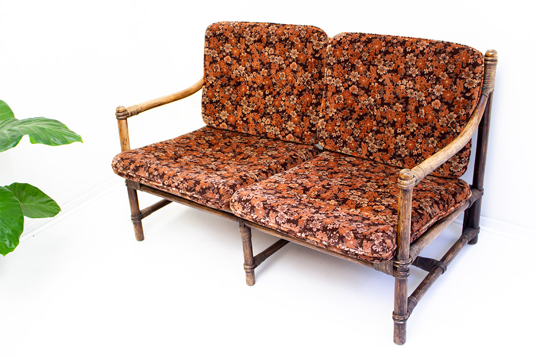 Vintage rotan bank uit de seventies