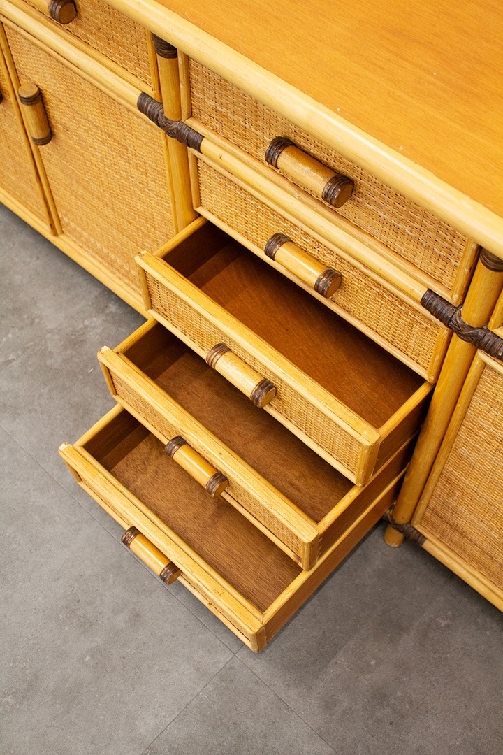 Vintage rotan bamboe sideboard