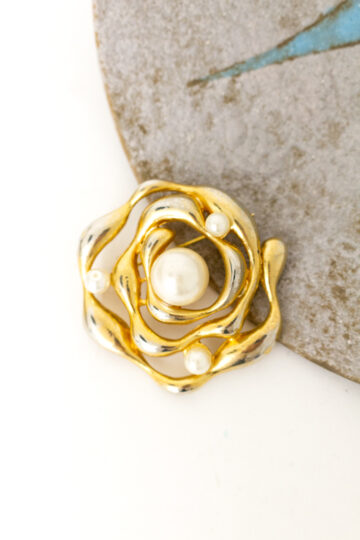 Vintage vergulde Franse broche bloem met faux parels