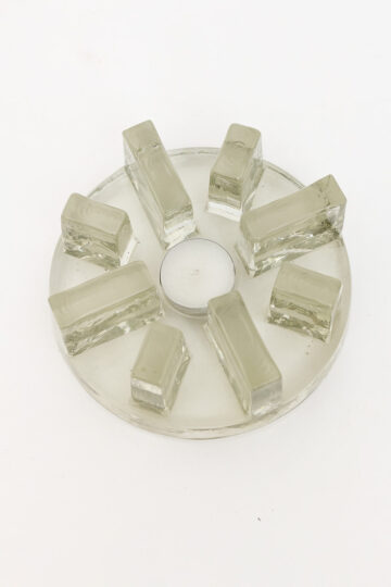 Vintage waxinelichthouder of rechaud van massief glas met stroken West-Germany